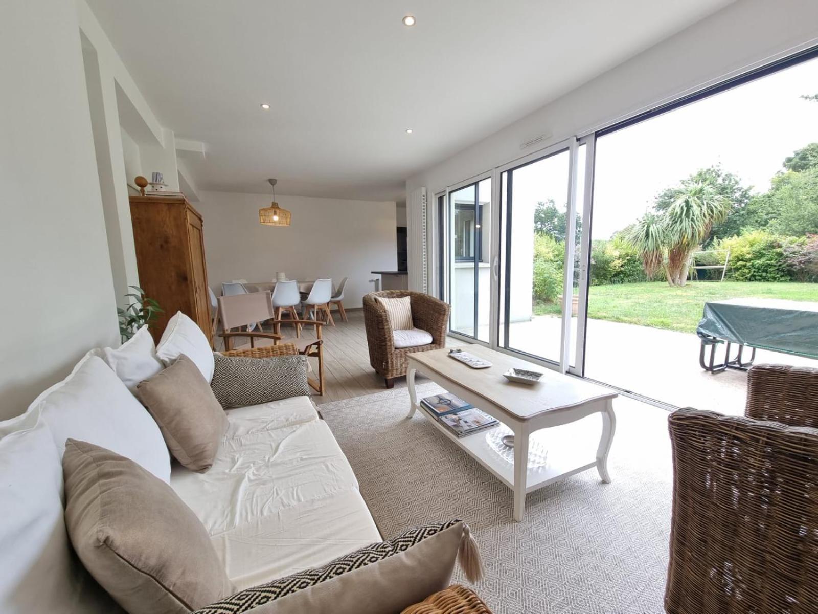 Holiday home Phare De Lumiere De St-lunaire Spacieux, A 5 Min De La